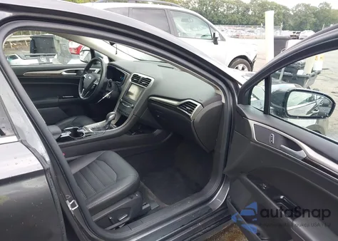 2015 Ford Fusion Energi Se Luxury z USA, uszkodzony, nr VIN 3FA6P0PUXFR168130